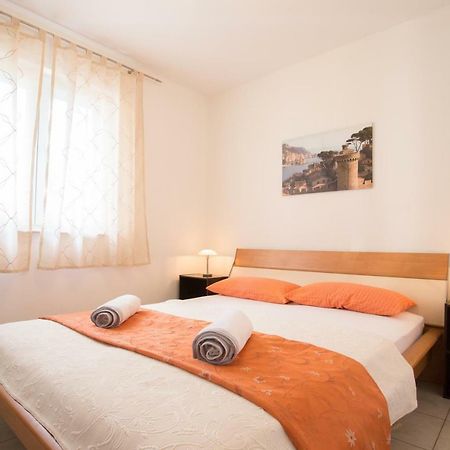 Apartment Smuljic Vrboska Εξωτερικό φωτογραφία