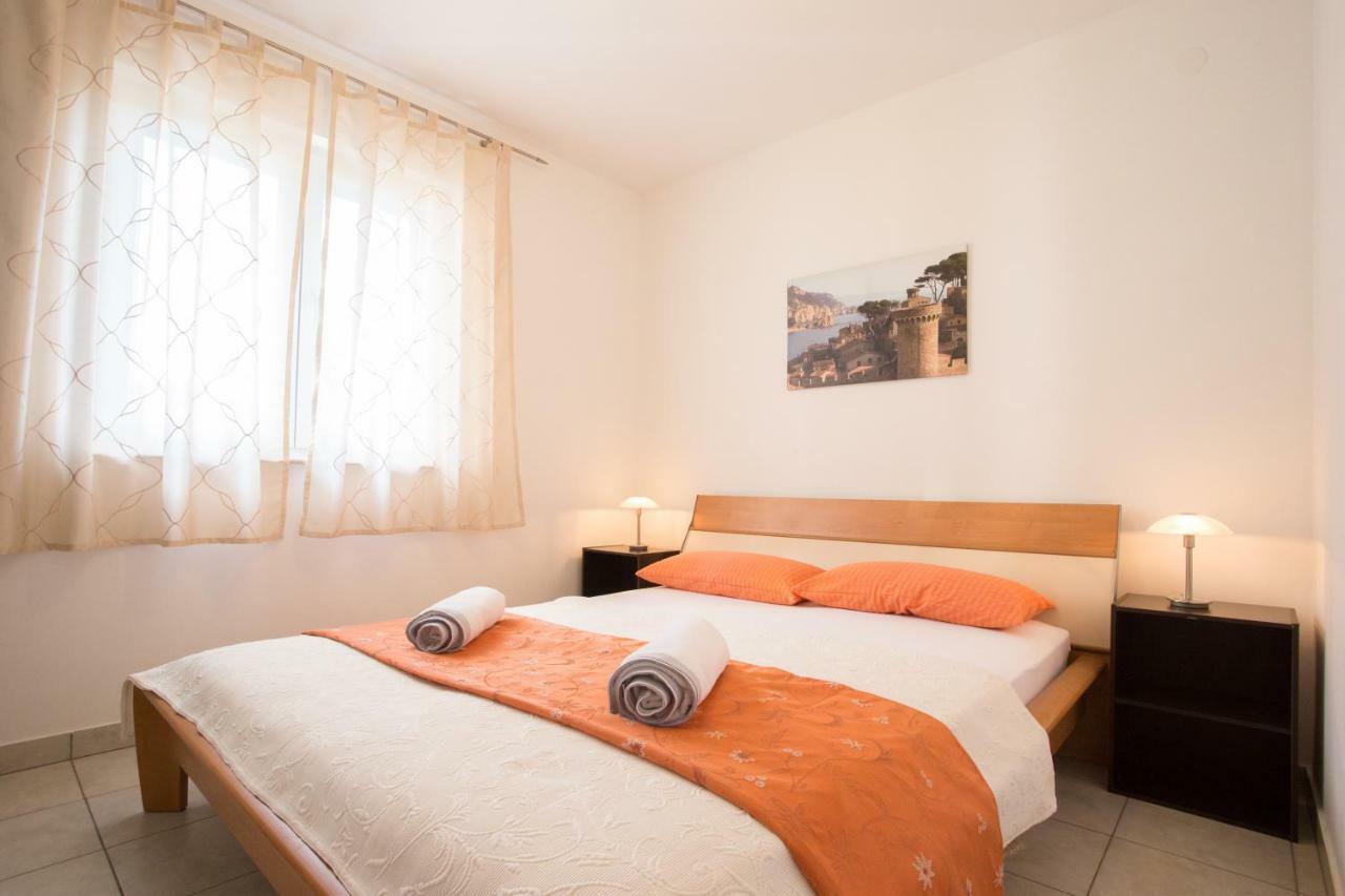 Apartment Smuljic Vrboska Εξωτερικό φωτογραφία