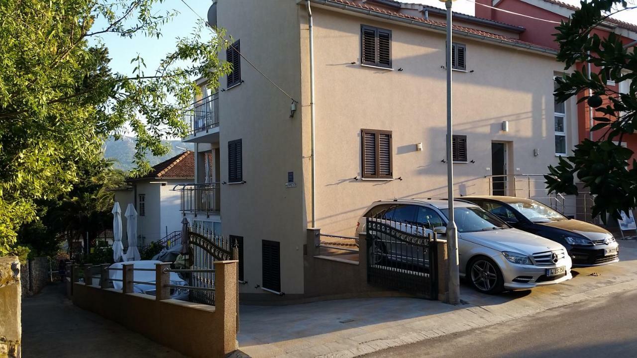 Apartment Smuljic Vrboska Εξωτερικό φωτογραφία