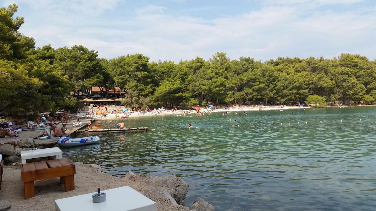Apartment Smuljic Vrboska Εξωτερικό φωτογραφία