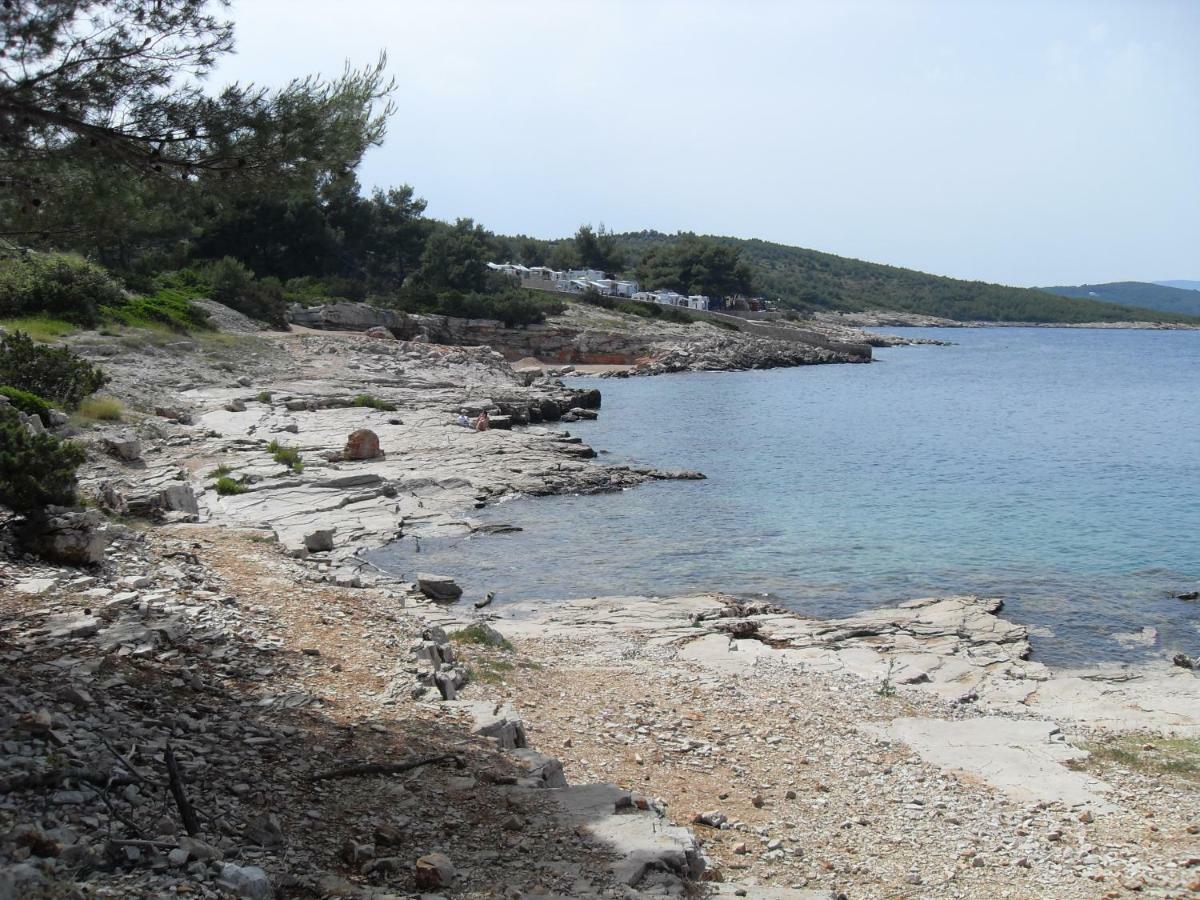 Apartment Smuljic Vrboska Εξωτερικό φωτογραφία