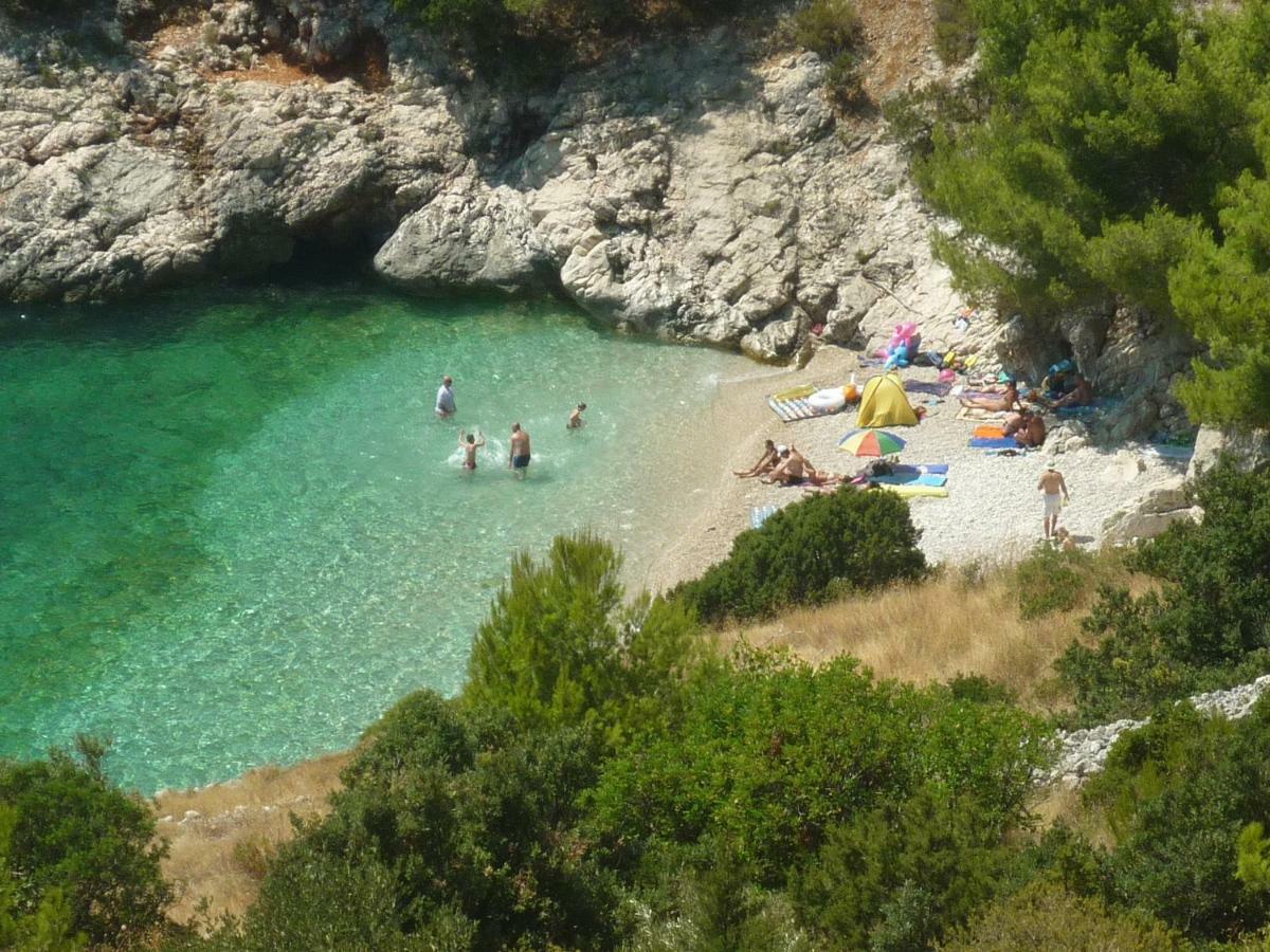 Apartment Smuljic Vrboska Εξωτερικό φωτογραφία
